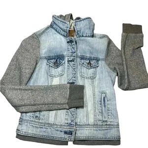 American Eagle Jean jacket with hoody attached.   XsmLl
